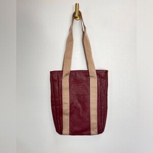 Loopworks x Alaska Air The Carry Collection UNISEX Limited Edition Leather Tote